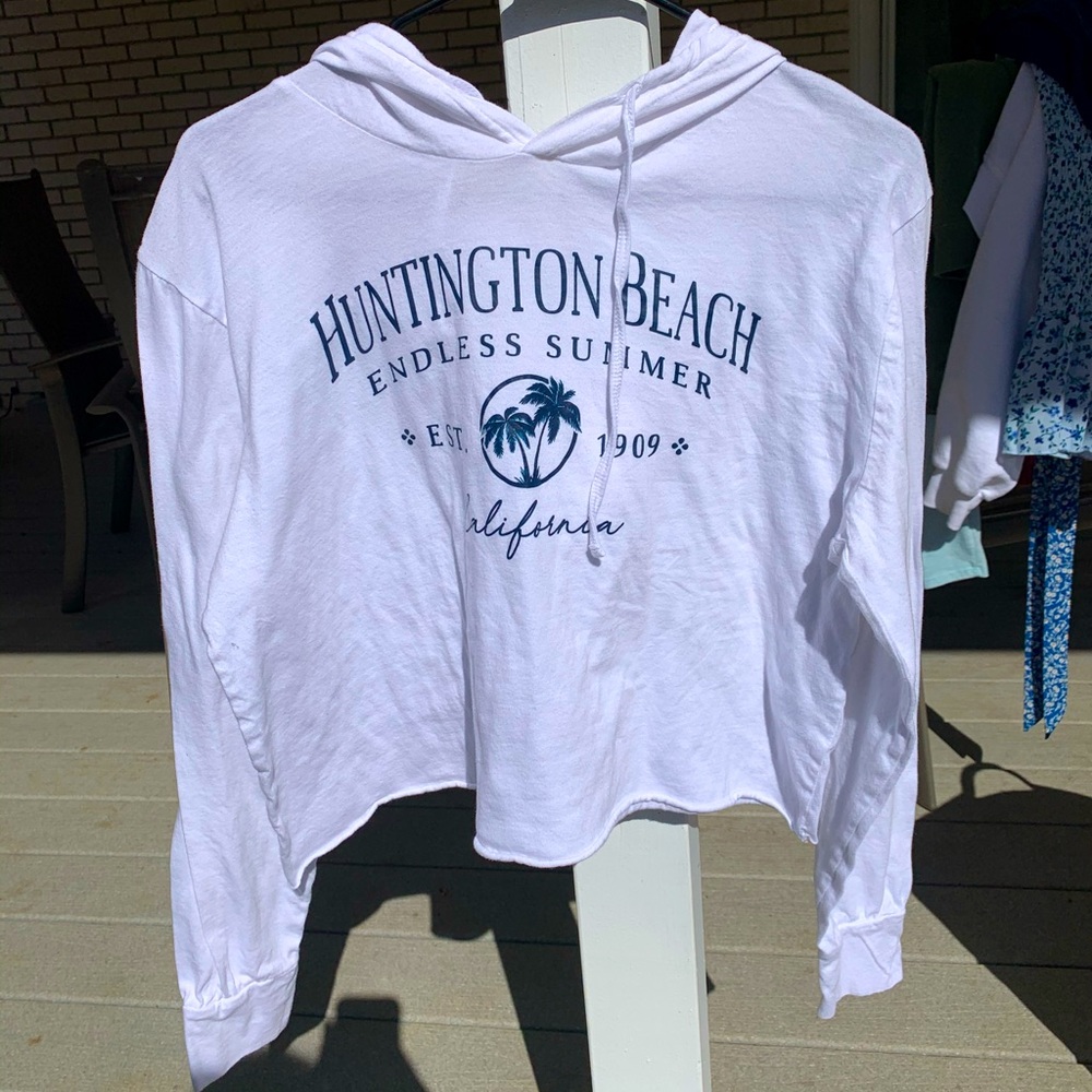 White sweatshirt